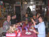 24dec2003-kerstfeest3.jpg (67393 bytes)