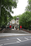 2010 07 London (12).gif (176440 bytes)